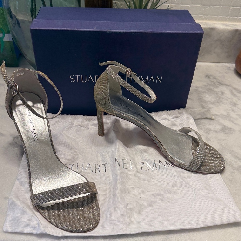 Stuart weitzman heels 10
